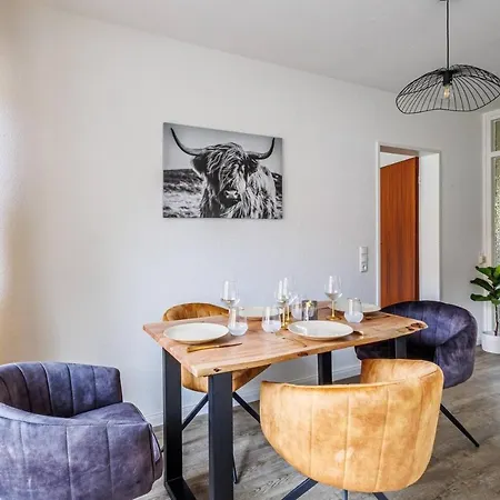 Traumhaftes Domizil Mit Tiefgarage Stade